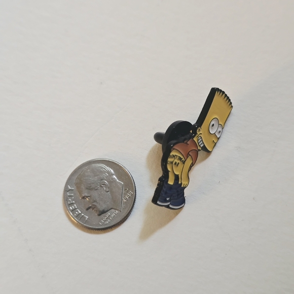 Bart Simpson Enamel Pin - Picture 3 of 4